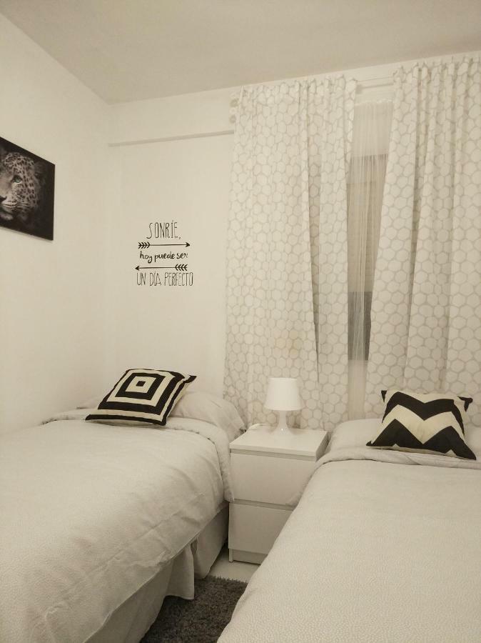 Apartamento Capuchinos มาลากา ภายนอก รูปภาพ